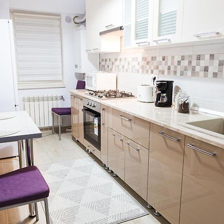 Unique Hotel Apartments Grand Residence Yaş Dış mekan fotoğraf