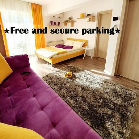 Unique Hotel Apartments Grand Residence Yaş Dış mekan fotoğraf