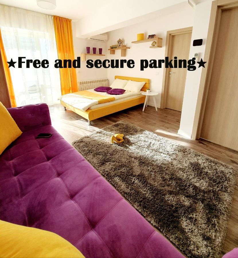 Unique Hotel Apartments Grand Residence Yaş Dış mekan fotoğraf